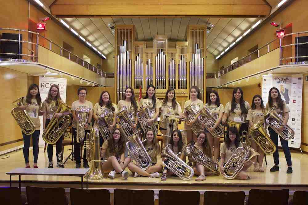 Madrid 2018 ensemble femenino AETYB